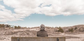 sarcopenia-man-on-bench